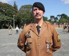 PMPR homenageia Tiradentes e entrega medalhas a autoridades e policiais do Estado