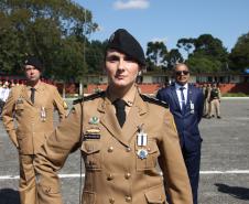 PMPR homenageia Tiradentes e entrega medalhas a autoridades e policiais do Estado