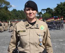 PMPR homenageia Tiradentes e entrega medalhas a autoridades e policiais do Estado