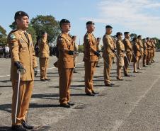PMPR homenageia Tiradentes e entrega medalhas a autoridades e policiais do Estado