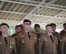 PMPR homenageia Tiradentes e entrega medalhas a autoridades e policiais do Estado