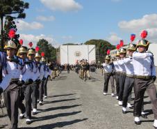 PMPR homenageia Tiradentes e entrega medalhas a autoridades e policiais do Estado