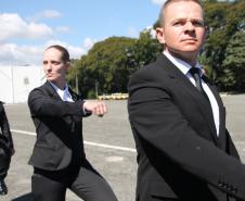 PMPR homenageia Tiradentes e entrega medalhas a autoridades e policiais do Estado