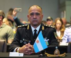 O evento reúne mais de 100 delegações, representando 23 países e 23 estados brasileiros