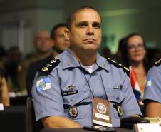 O evento reúne mais de 100 delegações, representando 23 países e 23 estados brasileiros