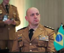 O evento reúne mais de 100 delegações, representando 23 países e 23 estados brasileiros