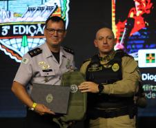 Ao longo do dia, o simpósio reforçou seu caráter internacional, promovendo a troca de experiências entre profissionais de diferentes países 