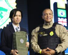 Ao longo do dia, o simpósio reforçou seu caráter internacional, promovendo a troca de experiências entre profissionais de diferentes países 