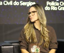 Ao longo do dia, o simpósio reforçou seu caráter internacional, promovendo a troca de experiências entre profissionais de diferentes países 