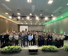 Ao longo do dia, o simpósio reforçou seu caráter internacional, promovendo a troca de experiências entre profissionais de diferentes países 