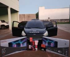 PMPR apreende medicamentos e produtos contrabandeados em Perobal