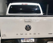 PMPR recupera veículo roubado e prende três pessoas em Alvorada do Sul