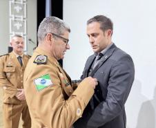 Durante a solenidade, foram entregues a Medalha “Guardião do Norte Pioneiro” e a Medalha Policial Militar