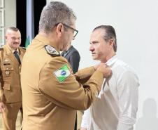 Durante a solenidade, foram entregues a Medalha “Guardião do Norte Pioneiro” e a Medalha Policial Militar