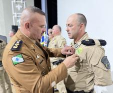 Durante a solenidade, foram entregues a Medalha “Guardião do Norte Pioneiro” e a Medalha Policial Militar
