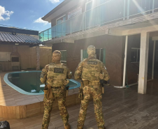 PMPR e MPPR prendem homem por ligação com facções criminosas durante operação no litoral