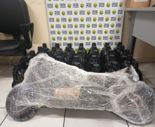 PMPR apreende medicamentos e mercadorias irregulares na PR-323