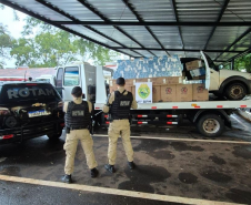 PMPR realiza prisão de três suspeitos e apreende cerca de 13 mil maços de cigarros contrabandeados na PR-483