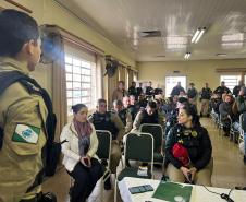 A reunião ocorreu em Tibagi e contou com a presença de oficiais e praças do 1º BPM, 26º BPM, 27º BPM e 8ª CIPM, além de integrantes da Coordenadoria de Patrulha Rural Comunitária