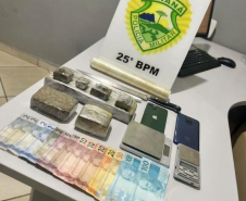 PMPR fecha ponto de tráfico e apreende mais de 1 kg de maconha em Cafezal do Sul