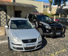 Olho Vivo auxilia PMPR na recuperação de veículo roubado em Ponta Grossa