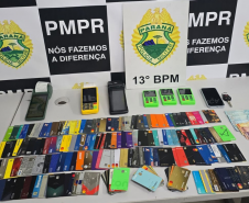 PMPR prende homem suspeito de aplicar golpes com cartões bancários durante evento em Curitiba