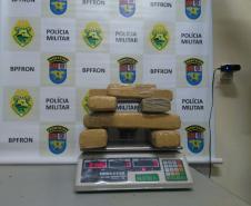 BPFron apreende tabletes de maconha e encaminha um homem em Guaíra