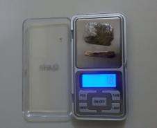 Militares estaduais apreendem maconha e aparelho de som durante ações no Litoral do estado

