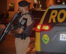 20-01-18 GuaratubaOperação contra Drogas em Estabelecimentos Comerciais