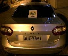 PM recupera veículo e apreende 29 quilos de maconha nos Campos Gerais; dupla é encaminhada 