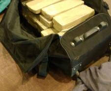 BPFron apreende 19 tabletes de maconha em Foz do Iguaçu (PR)