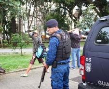 Curitiba, 16 de Fevereiro de 2018. Operação Polícia Militar e Prefeitura