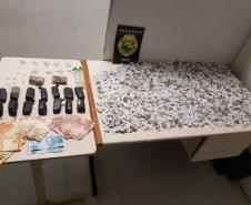 BOPE apreende maconha, cocaína, crack, lança-perfume e dinheiro na CIC, Capital do estado