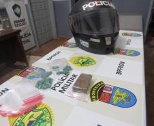 BPFron apreende pés de maconha, compridos de ecstasy e mercadorias contrabandeadas no Oeste do estado