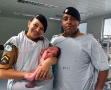 Bebê com menos de uma hora de vida é encontrado abandonado pela PM na Cidade Industrial de Curitiba