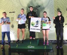 Mais de 900 pessoas participam da “Corrida Heróis dos Campos Gerais” em Ponta Grossa