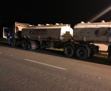 BPRv recupera carga de 45 mil litros de combustível na Lapa (PR)