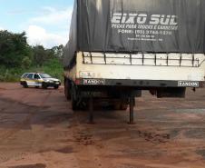 Veículo e semirreboques com alerta são recuperados pela PM no Noroeste do estado
