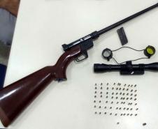 Carro furtado é recuperado e arma de fogo apreendida pela PM no Sudoeste do PR