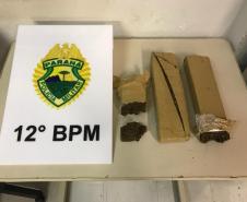 Polícia Militar apreende apreenderam 1,5 quilo de maconha e duas armas de fogo em abordagens distintas na Capital do estado

