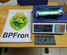 Na Fronteira, policiais militares apreendem drogas e encaminham quatro pessoas à delegacia