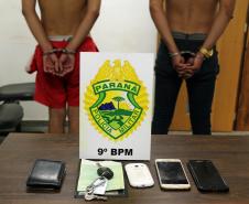 Carro roubado em Curitiba é recuperado pela PM em Matinhos (PR); dois homens são presos