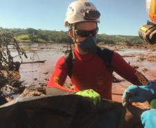 Bilhete de gratidão emocionou bombeiro do Paraná em Brumadinho 