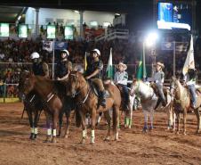 Cavalaria do 6º BPM marca presença na 45ª Expo Umuarama 