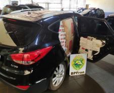 Automóvel roubado e carregado de cigarros contrabandeados é recuperado em Cafezal do Sul (PR)