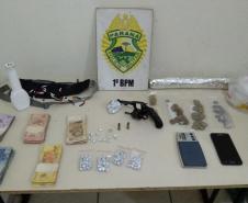 Em Ponta Grossa (PR), 11 pessoas são presas e mais de sete quilos de maconha são apreendidos pela PM