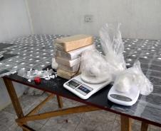 Laboratório de fabricação de cocaína é fechado pela PM no bairro CIC em Curitiba