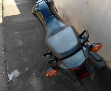 No Norte Pioneiro, duas motocicletas são recuperadas e três pessoas são presas pela PM