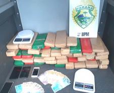 Cerca de 50 quilos de maconha são apreendidos e quatro pessoas acabam presas em Pato Branco (PR), em ocorrências separadas