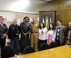 Curitiba, 31 de maio de 2019. Comandante-Geral da PMPR recebe a Coordenadora-Geral de Políticas para Povos e Comunidades Traidicionais de Matriz Africanas, Terreiros e para Povos Ciganos.